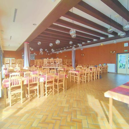 La Moraine Hotel Garin Bagian luar foto