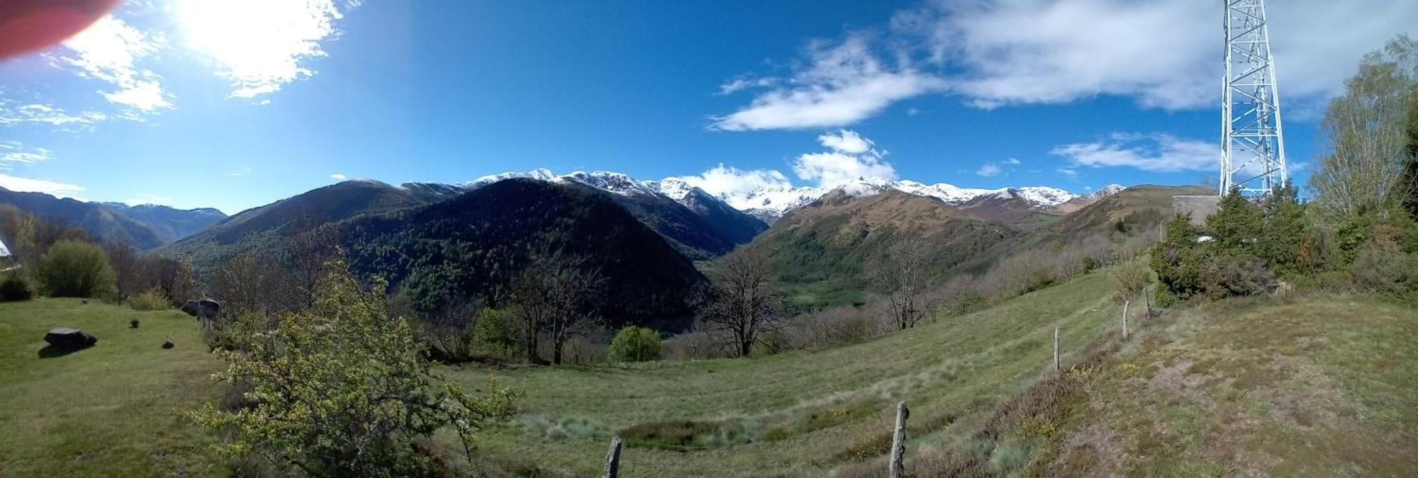 La Moraine Hotel Garin Bagian luar foto